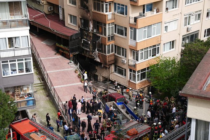Gayrettepe'de tadilat yangını: 29 kişi hayatını kaybetti
